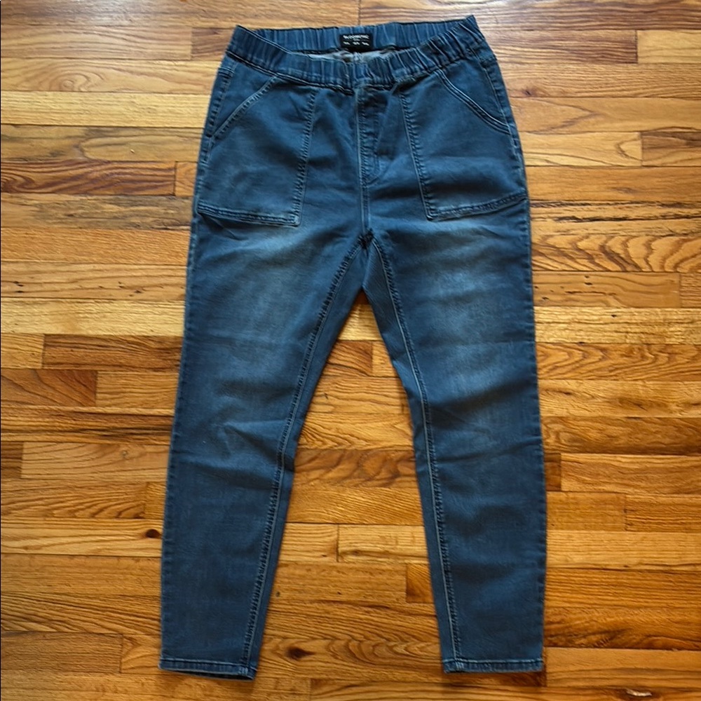 BLOOMCHIC Woman’s Blue Jeans Size 14